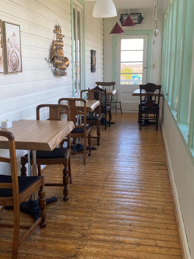 Auberge Presbytere Mont Lac-Vert Hébertville 외부 사진