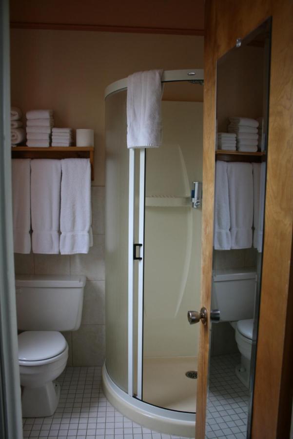 Auberge Presbytere Mont Lac-Vert Hébertville 외부 사진