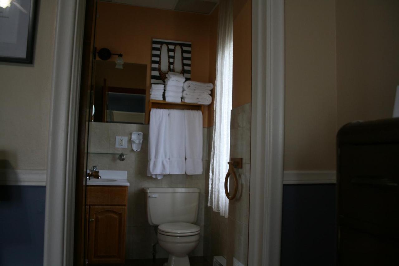 Auberge Presbytere Mont Lac-Vert Hébertville 외부 사진