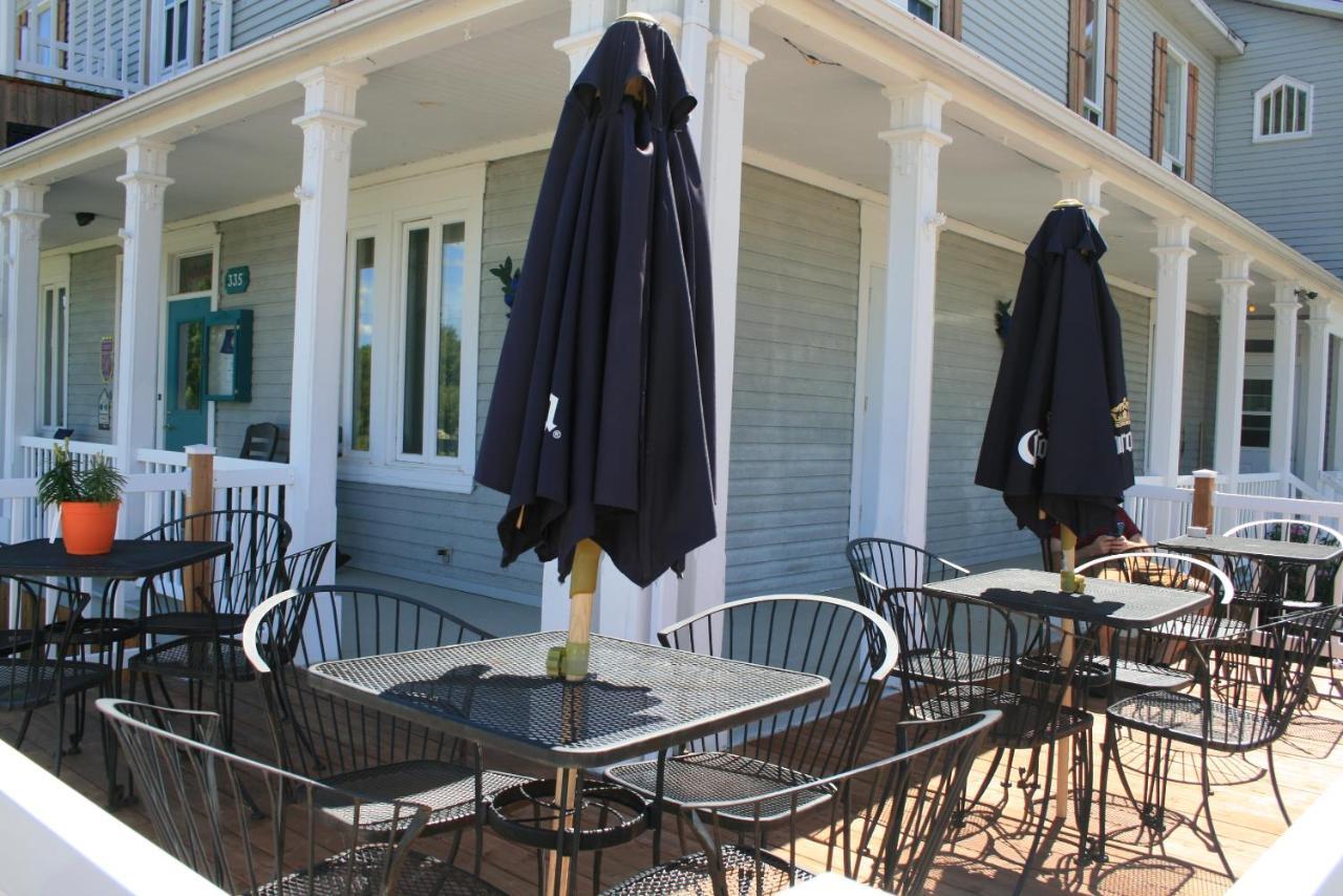 Auberge Presbytere Mont Lac-Vert Hébertville 외부 사진