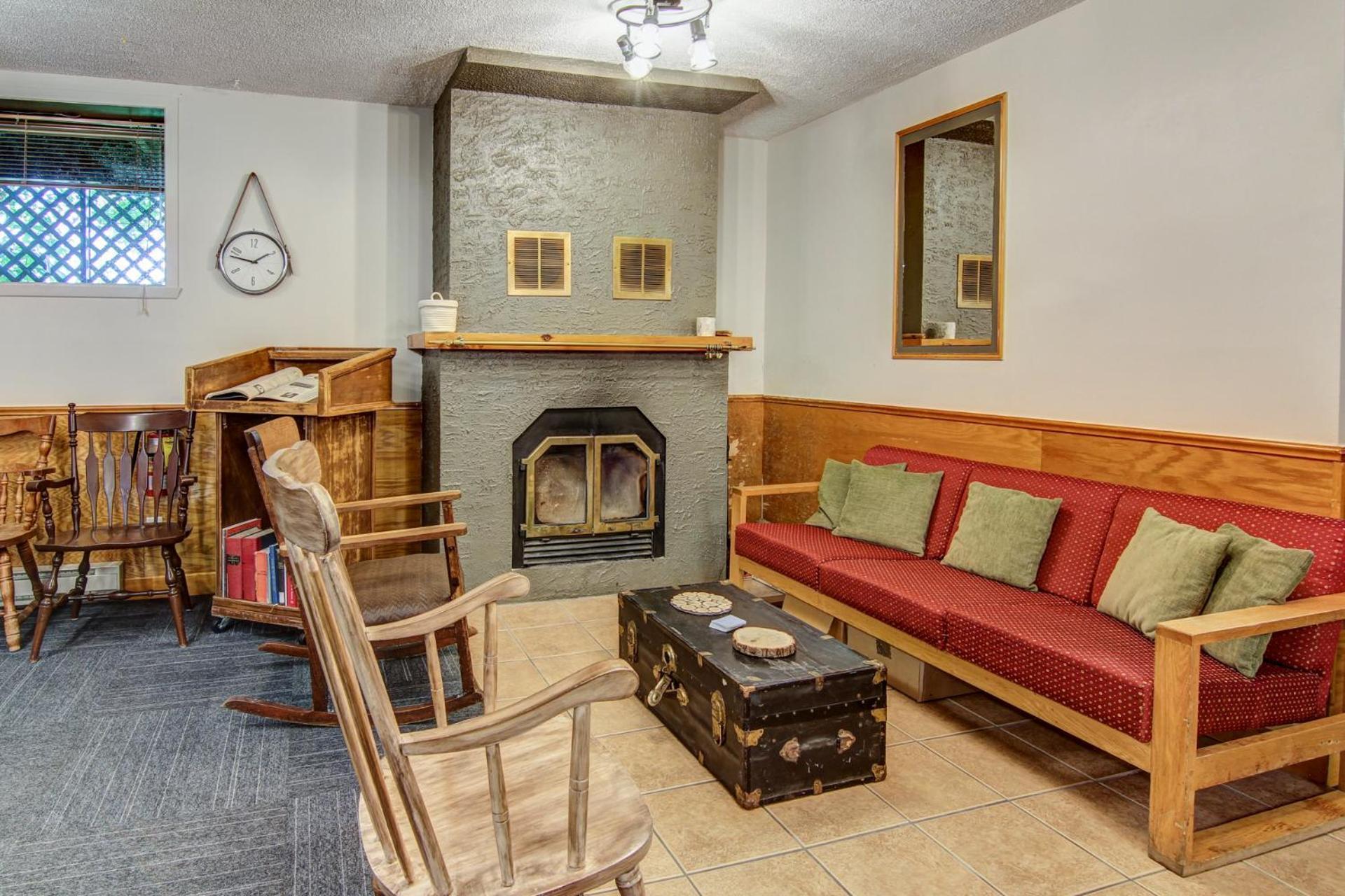 Auberge Presbytere Mont Lac-Vert Hébertville 외부 사진