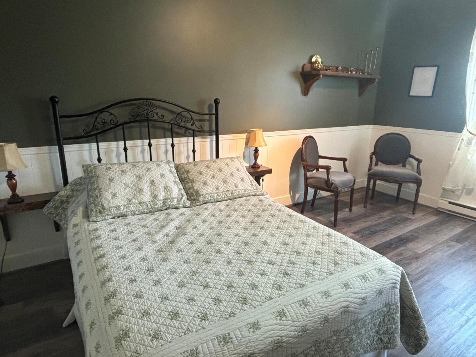 Auberge Presbytere Mont Lac-Vert Hébertville 외부 사진