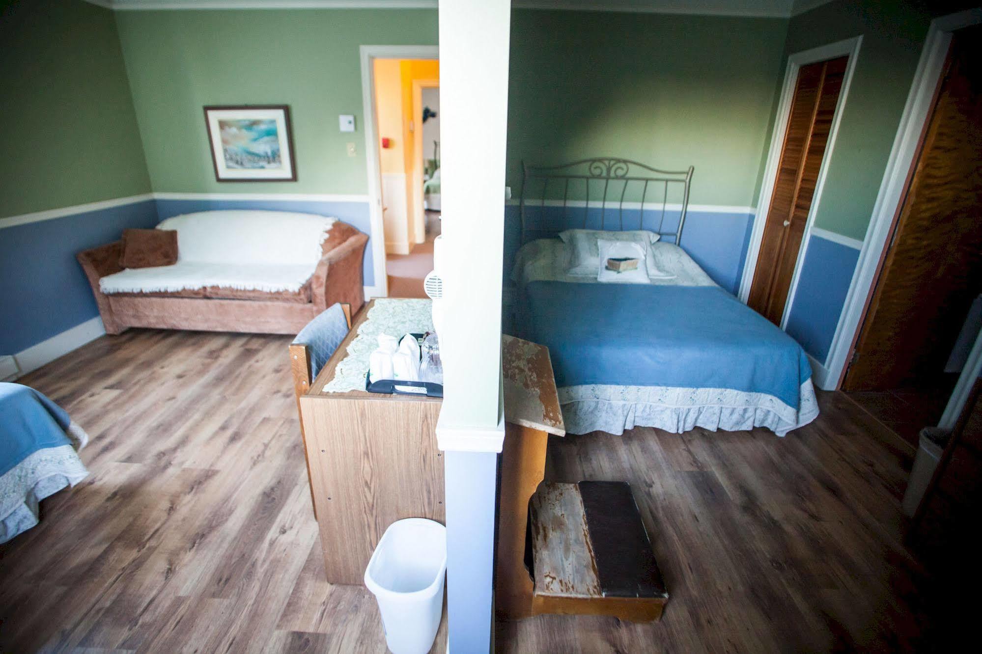 Auberge Presbytere Mont Lac-Vert Hébertville 외부 사진